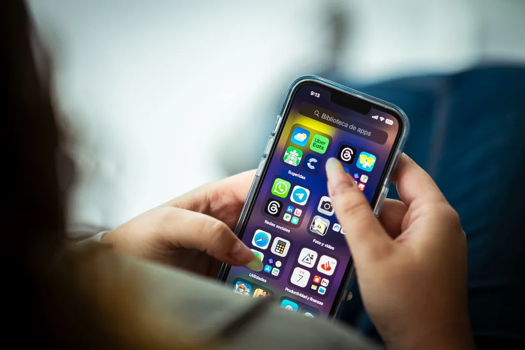 La gente ya no vive en documentos. Vive en apps.